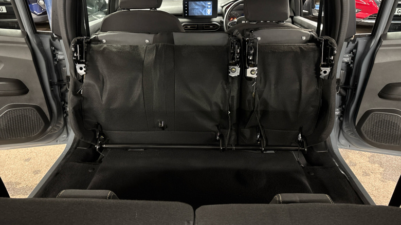 Dacia Jogger 1.0 TCe Extreme 5dr Petrol Estate